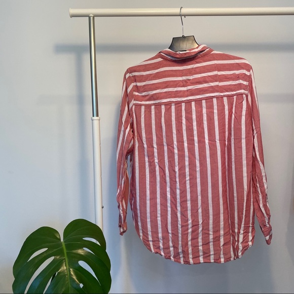 *AMERICAN EAGLE* Long Sleeve Button Down - Picture 3 of 4